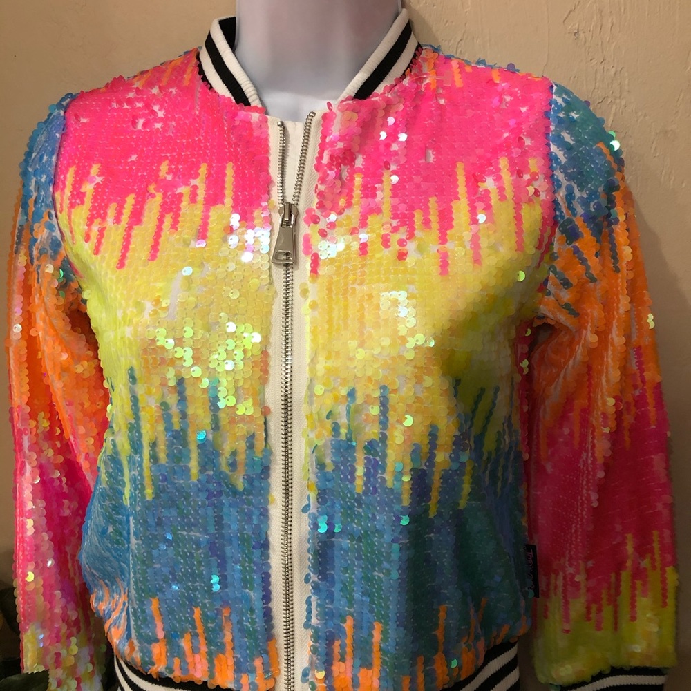 JOJOS CLOSET JACKET